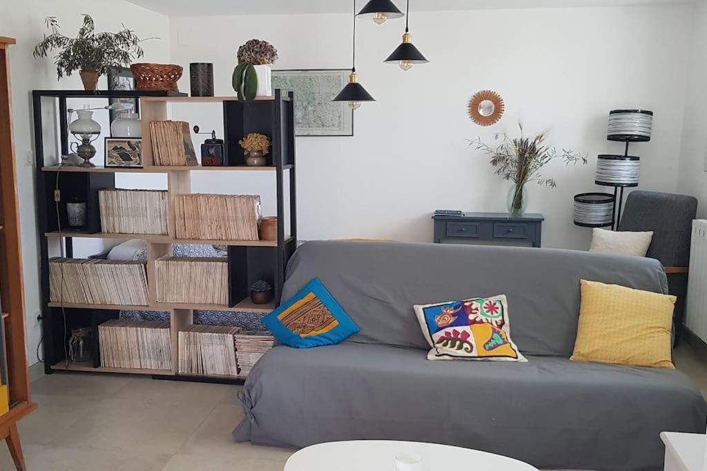 Location Appartement Dans Mas Provencal Монтё Экстерьер фото